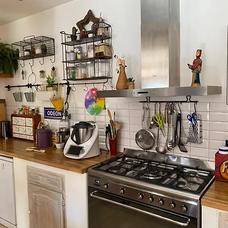Дом отдыха Maison De Avec Jardin Ницца